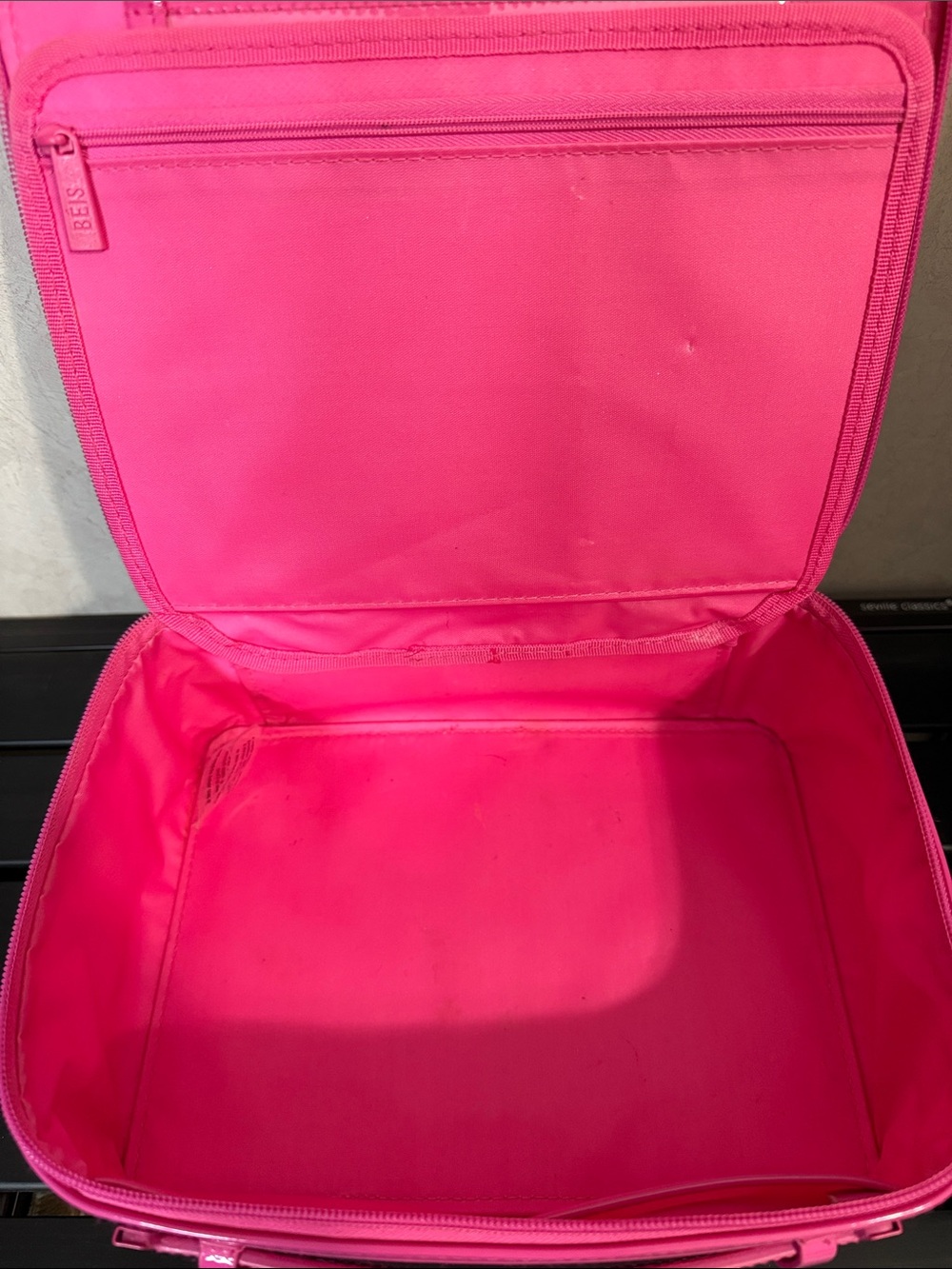BÉIS Barbie Cosmetic Case - Picture 4 of 4